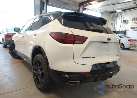 2024 Chevrolet Blazer Awd Rs z USA, uszkodzony, nr VIN 3GNKBKRS2RS169145